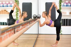 Barre Pilates Hold